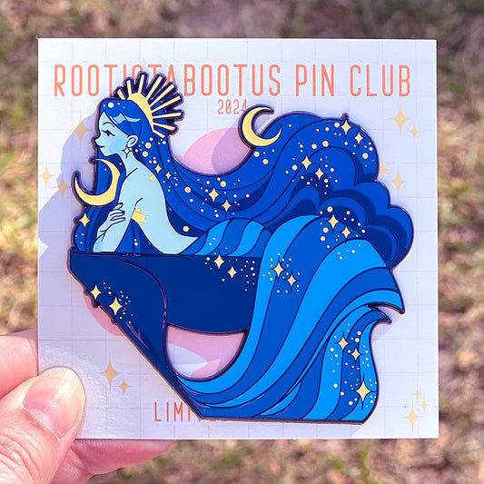 November Pin Club - Lunia